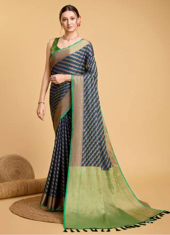 Attrective This Partywear Saree Paired With Blouse.This Saree And Blouse Are Patola Silk Based Fabric With Weaving Jacquard Jari Designer. Buy This Pretty Saree Now.