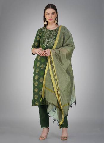 Grab These Beautiful Looking Readymade Top,Bottom And Dupatta Set.These Top And Bottom is Fabricated On Cotton Magic Slub And Chanderi Dupatta.Its Beautified With Designer Printed With Embroidery Work.