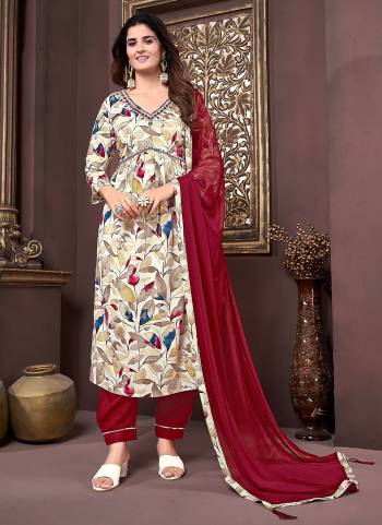 Attrective Looking These Beautiful Readymade Suits Set.These Top And Bottom is Fabricated On Rayon And Nazmin Dupatta.Its Beautified With Designer Printed,Hand Work With Pocket.