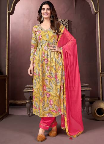 Attrective Looking These Beautiful Readymade Suits Set.These Top And Bottom is Fabricated On Rayon And Nazmin Dupatta.Its Beautified With Designer Printed,Hand Work With Pocket.