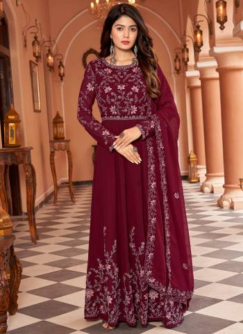Grab These Anarkali Suit in Fine Colored Pair With Bottom And Dupatta.These Top And Dupatta Are Fabricated On Faux Georgette Pair With Santoon Bottom.Its Beautified With Santoon Bottom.Its Beautified With Heavy Designer Embroidery Work.