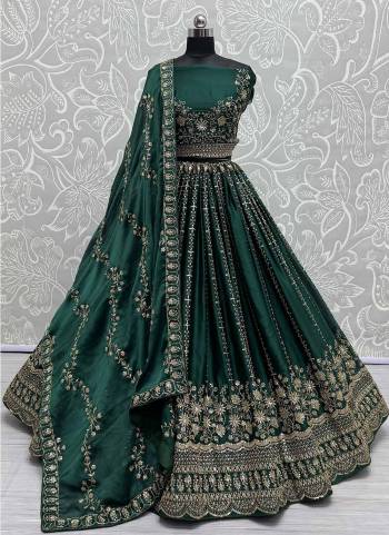 For A Fancy Designer Look,Grab These Lehenga Choli With Dupatta in Fine Colored.These Lehenga And Choli Are Satin Chiffon And Dupatta Are Fabricated On Satin Chiffon Pair.Its Beautified With Designer Jari,Sequance,Thread Embroidery Work.