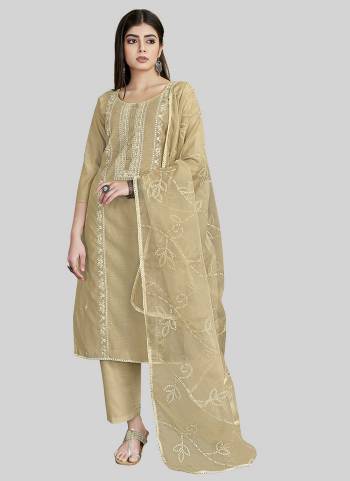 Attrective These Designer Salwar Suit in Fine Colored Pair With Bottom And Dupatta.These Top Are Chanderi Silk And Dupatta Are Fabricated On Organza Pair With Santoon Bottom.Its Beautified With Designer Embroidery Work.