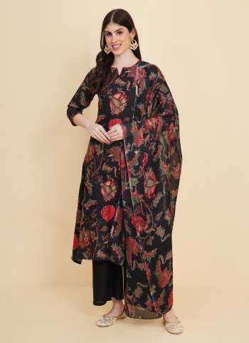 Attrective These Designer Suit in Fine Colored Pair With Bottom And Dupatta.These Top And Dupatta Are Fabricated On Cotton Pair With Cotton Bottom.Its Beautified With Heavy Designer Printed.