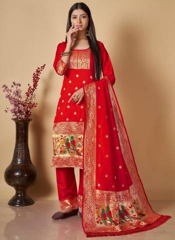 Garb This Suits In Lovely Color.Its Pretty Top Is Soft Banarasi Silk Based Paired Bottom Banarasi Silk And Banarasi Silk Fabricated Dupatta Are Wevon Jari,Thread Designer. Which Gives An Attractive To The Dress.