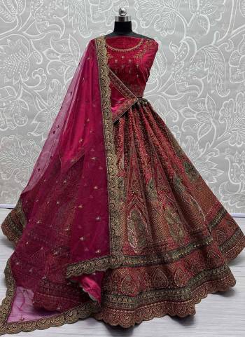 For A Fancy Designer Look,Grab These Lehenga Choli With Dupatta in Fine Colored.These Lehenga And Choli Are Velvet And Dupatta Are Fabricated On Soft Net & Velvet Pair.Its Beautified With Designer Patch Work With Dori,Jari,Sequance,Multy Thread Embroidery,Diamond Work.
