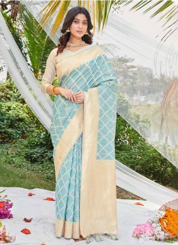 Garb These Party Wear Saree in Fine Colored.These Saree And Blouse is Fabricated On Cotton.Its Beautified With Weavon Designer Printed.