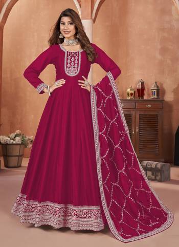 Garb These Party Wear Anarkali Suit in Fine Colored Pair With Bottom And Dupatta.These Top And Dupatta Are Fabricated On Art Silk Pair With Santoon Bottom.Its Beautified With Santoon Inner.Its Beautified With Designer Heavy Embroidery Work.