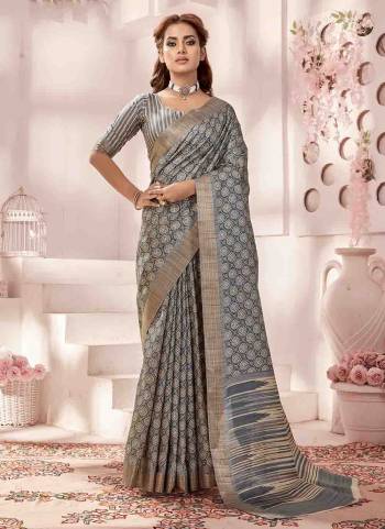 Looking These Party Wear Saree in Fine Colored.These Saree And Blouse is Fabricated On Kolkata Handloom Silk.Its Beautified With Handloom Weaving Jari Designer With Printed.