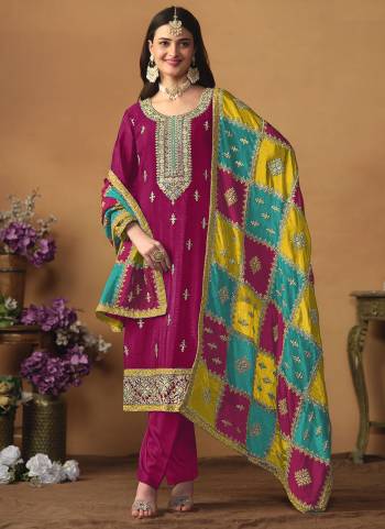 Attrective These Party Wear Salwar Suit in Fine Colored Pair With Bottom And Dupatta.These Top And Dupatta Are Fabricated On Chinon Silk Pair With Santoon Bottom.Its Beautified With Santoon Inner.Its Beautified With Designer Heavy Embroidery Work.