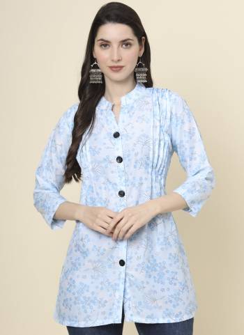 Attrective These Beautiful Looking Readymade Kurti.These Kurti is Fabricated On Cotton.Its Beautified With Designer Printed.