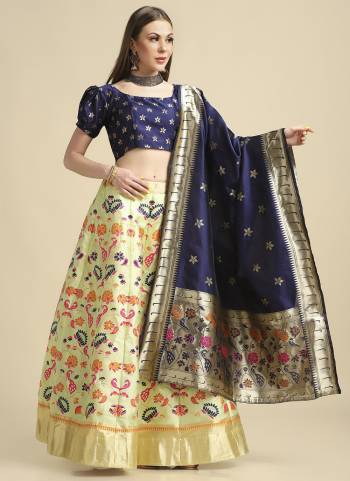 Grab These Party Wear Lehenga Choli in Fine Colored.These Lehenga Are Jacquard Silk Choli Are Jacquard Silk And Dupatta Are Fabricated On Jacquard Silk Pair.Its Beautified With Wevon Jari Designer.