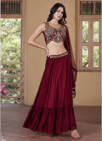 For A Designer Look,Grab These Lehenga Choli in Fine Colored.These Lehenga And Blouse Are Fabricated On Rangoli Pair With Soft Net Dupatta.Its Beautified With Designer Thread,Mirror Embroidery,Hand Work.