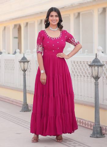 Attrective Looking These Beautiful Looking Readymade Long Gown.These Gown is Fabricated On Faux Georgette.Its Beautified With Designer Jari, Sequance Embroidery Work.