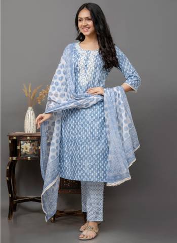 Attrective These Suit in Fine Colored Pair With Bottom And Dupatta.These Top And Bottom Are Fabricated On Cotton Pair With Cotton Dupatta.Its Beautified With Designer Printed,Embroidery, Lace Work.