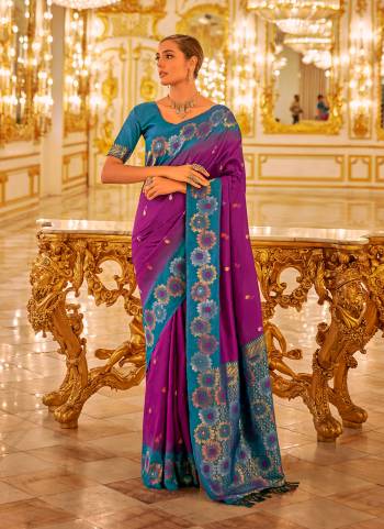 Looking These Party Wear Traditional Saree in Fine Colored.These Saree And Blouse is Fabricated On Banarasi Silk.Its Beautified With Weaving Jacquard Designer.