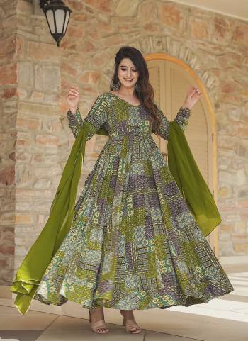 Attrective Looking These Beautiful Looking Readymade Long Gown With Dupatta.These Gown Are Rayon Fabricated With Georgette Dupatta.Its Beautified With Designer Digital Printed.