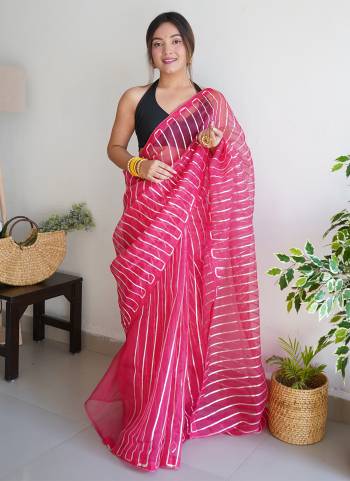 Attrective Looking These Party Wear Saree in Fine Colored.These Saree Are Organza And Blouse is Fabricated On Art Silk.Its Beautified With Designer Silver Gota Embroidery Work.