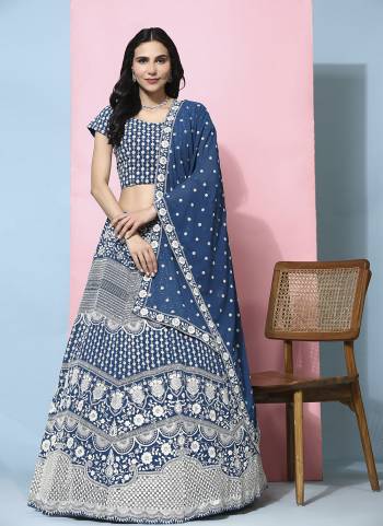 For A Fancy Heavy Designer Look,Grab These Lehenga Choli With Dupatta in Fine Colored.These Lehenga And Choli Are Georgette And Dupatta Are Fabricated On Georgette Pair.Its Beautified With Designer Thread Embroidery Work.