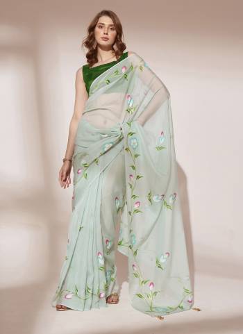 Grab These Party Wear Saree in Fine Colored.These Saree is Fabricated On Blooming Organza Pair With Art Silk Blouse.Its Beautified With Designer Brush Printed.