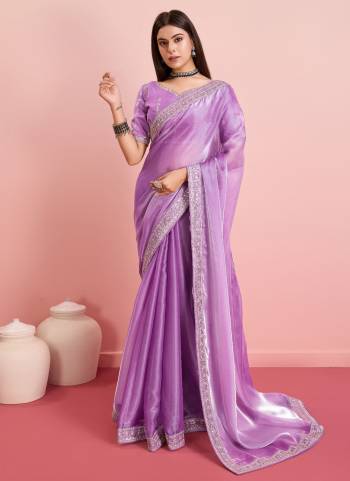 Looking These Designer Saree in Fine Colored.These Saree Are Jimmy Choo And Blouse is Art Silk Fabricated.Its Beautified With Designer Embroidery Work Lace Border & Blouse.