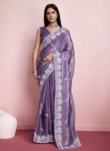 Looking These Party Wear Saree in Fine Colored.These Saree Are Jimmy Choo And Blouse is Art Silk Fabricated.Its Beautified With Designer Sequance Embroidery Work.