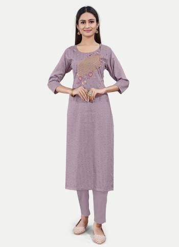 Garb These Designer  Fine Colored Kurti.These Kurti Are Cotton Fabriced.Its Beautified With Designer Embroidery Work.