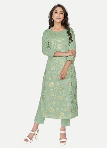 Looking These Designer Long Kurti in Fine Colored.These Kurti Are Modal Silk Fabricted.Its Beautified With Designer Foil Printed.