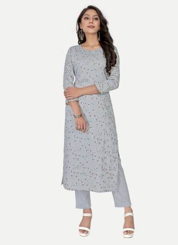 Looking These Designer Long Kurti in Fine Colored.These Kurti Are Modal Silk Fabricted.Its Beautified With Designer Foil Printed.