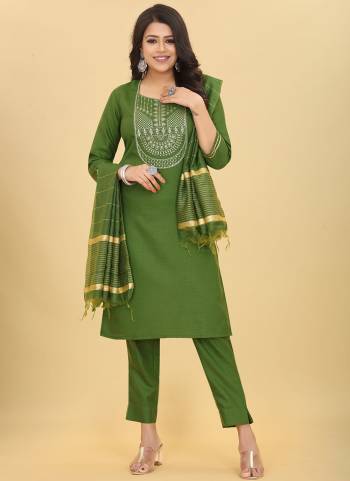 Attrective These Party Wear Suit in Fine Colored Pair With Bottom And Dupatta.These Top And Bottom Are Cotton Magic And Pair With Chanderi Lurex Dupatta.Its Beautified With Designer Jari,Sequance Embroidery Work.