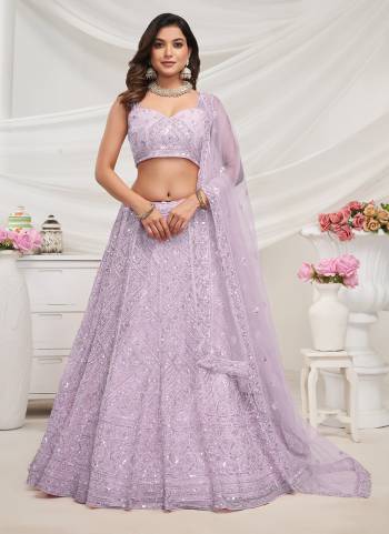 For A Fancy Designer Look,Grab These Lehenga Choli With Dupatta in Fine Colored.These Lehenga And Choli Are Soft Net And Dupatta Are Fabricated On Soft Net Pair.Its Beautified With Designer Sequance,Cut Dana Embroidery,Diamond,Stone Work.