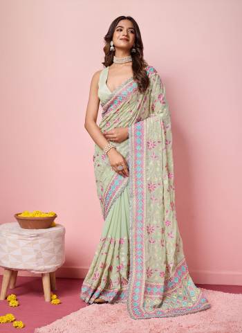 Garb These Designer Saree in Fine Colored.These Saree Are Georgette And Blouse is Art Silk Fabricated.Its Beautified With Designer Multy Thread Embroidery Work.