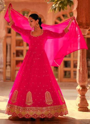 Garb These Party Wear Designer Anarkali Suit in Fine Colored Pair With Bottom And Dupatta.These Top Are Georgette And Dupatta Are Fabricated On Net Pair With Santoon Bottom.Its Beautified With Crepe Inner.Its Beautified With Heavy Designer Embroidery Work.