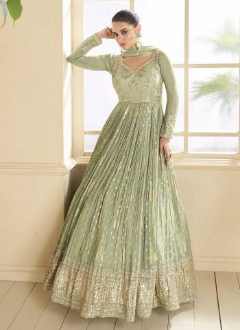 Garb These Party Wear Designer Anarkali Suit in Fine Colored Pair With Bottom And Dupatta.These Top Are Georgette And Dupatta Are Fabricated On Georgette Pair With Santoon Bottom.Its Beautified With Crepe Inner.Its Beautified With Heavy Designer Embroidery Work.