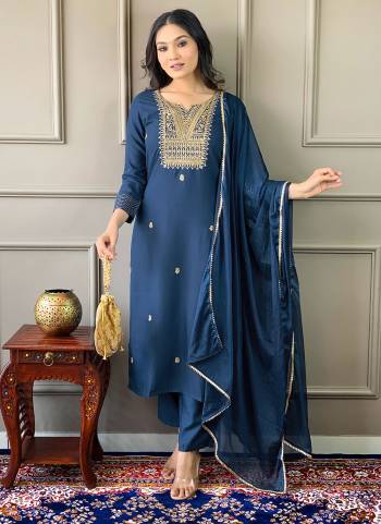 Grab These Readymade Suit in Fine Colored Pair With Bottom And Dupatta.These Top And Bottom Are Fabricated On Rayon Slub Pair With Chinon Dupatta.Its Beautified With Designer Embroidery Work.