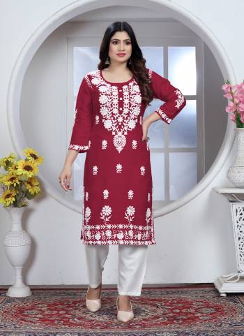 Grab These Beautiful Looking Readymade Kurti With Pant.These Kurti And Pant is Fabricated On Rayon.Its Beautified With Designer Chikankari Embroidery Work.