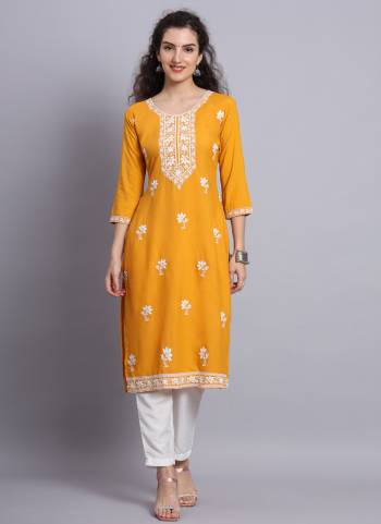 Attrective These Beautiful Looking Readymade Kurti.These Kurti is Fabricated On Rayon.Its Beautified With Designer Lucknowi Chikankari Embroidery Work.