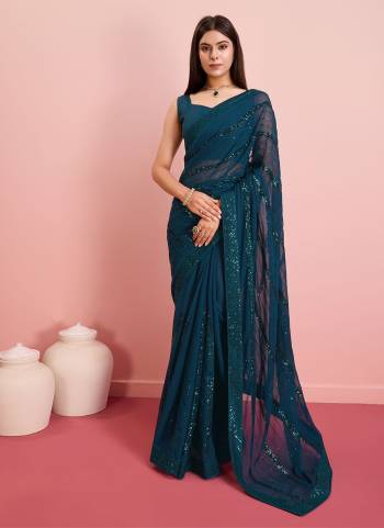 Garb These Party Wear Saree in Fine Colored.These Saree Are Georgette And Blouse is Art Silk Fabricated.Its Beautified With Designer Thread,Sequance Embroidery Work.