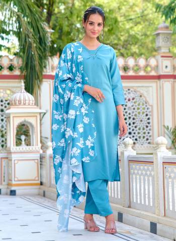 Grab These Readymade Suit in Fine Colored Pair With Bottom And Dupatta.These Top And Bottom Are Fabricated On Chanderi Pair With Silk Dupatta.Its Beautified With Designer Embroidery Work With Printed Dupatta.