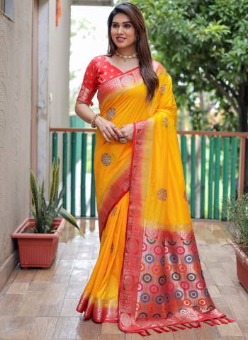 Looking These Party Wear Saree in Fine Colored.These Saree And Blouse is Fabricated On Dola Silk.Its Beautified With Wevon Designer.