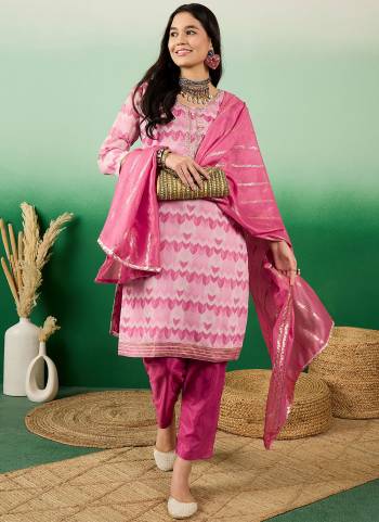 Garb These Suit in Fine Colored Pair With Bottom And Dupatta.These Top Are Modal Silk And Dupatta Are Fabricated On Banarasi Pair With Santoon Bottom.Its Beautified With Printed,Wevon Designer, Hand Work.