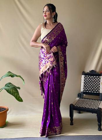 Attrective This Partywear Saree Paired With Blouse.This Saree And Blouse Are Soft Silk Based Fabric With Weaving Jacquard Jari Designer. Buy This Pretty Saree Now.