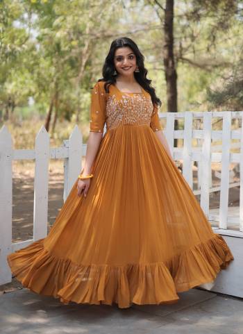 Attrective Looking These Beautiful Looking Readymade Long Gown.These Gown is Fabricated On Faux Georgette.Its Beautified With Designer Thread,Sequance Embroidery Work.