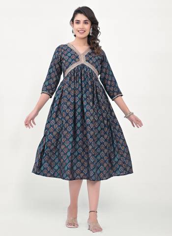 Looking These Beautiful Looking Readymade Long Kurti.These Kurti Are Silk Blend Fabricated.Its Beautified With Disigner Printed.