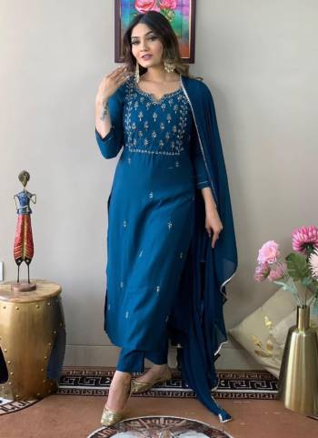 Grab These Readymade Suit in Fine Colored Pair With Bottom And Dupatta.These Top And Bottom Are Fabricated On Rayon Slub Pair With Chinon Dupatta.Its Beautified With Designer Embroidery Work.