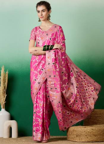 Attrective These Party Wear Saree in Fine Colored.These Saree And Blouse is Staple Dola Cotton Fabricated.Its Beautified With Wevon Meenakari Designer.