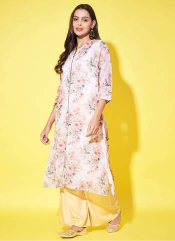 Looking These Beautiful Looking Readymade Long Kurti.These Kurti Are Linen Fabricated.Its Beautified With Disigner Printed.