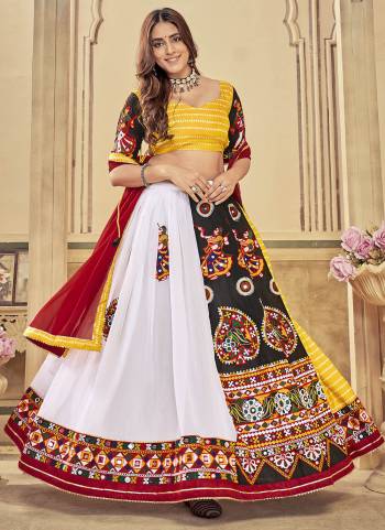 Looking These Navratri Special Lehenga Choli in Fine Colored.These Lehenga Are Art Silk Choli Are Cotton Silk And Dupatta Are Fabricated On Georgette Pair.Its Beautified With Designer Thread,Mirror Embroidery Work.