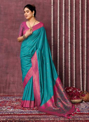 Attrective Look These Festive Wear Saree in Fine Colored.These Saree And Blouse is Fabricated On Silk Blend.Its Beautified With Weaving Jari Designer.