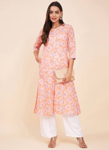 Looking These Beautiful Looking Readymade Long Kurti.These Kurti Are Cotton Fabricated.Its Beautified With Disigner Printed.